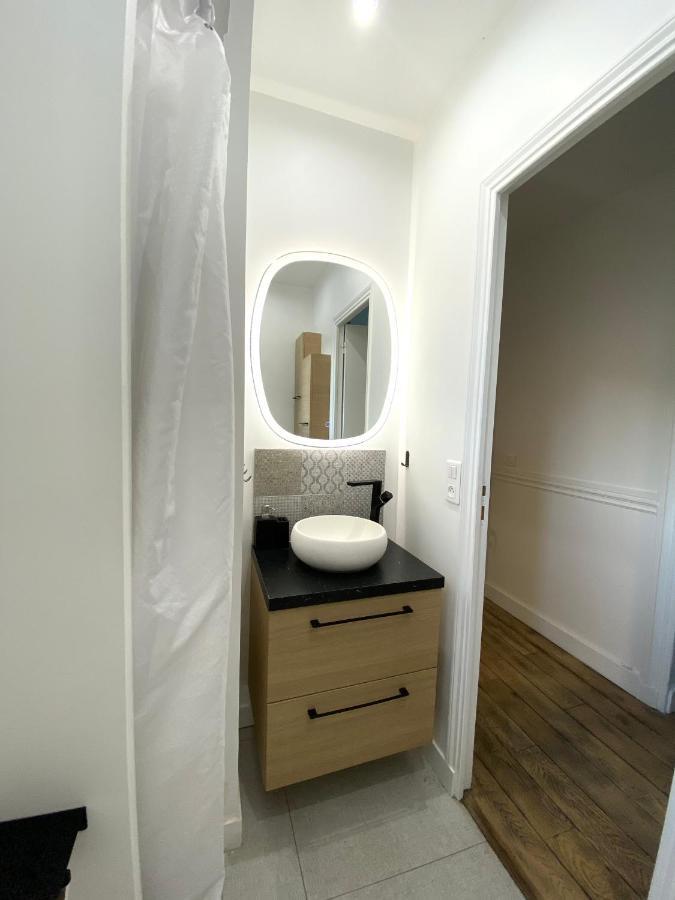 Le Voltaire Apartment - Paris Center Esterno foto
